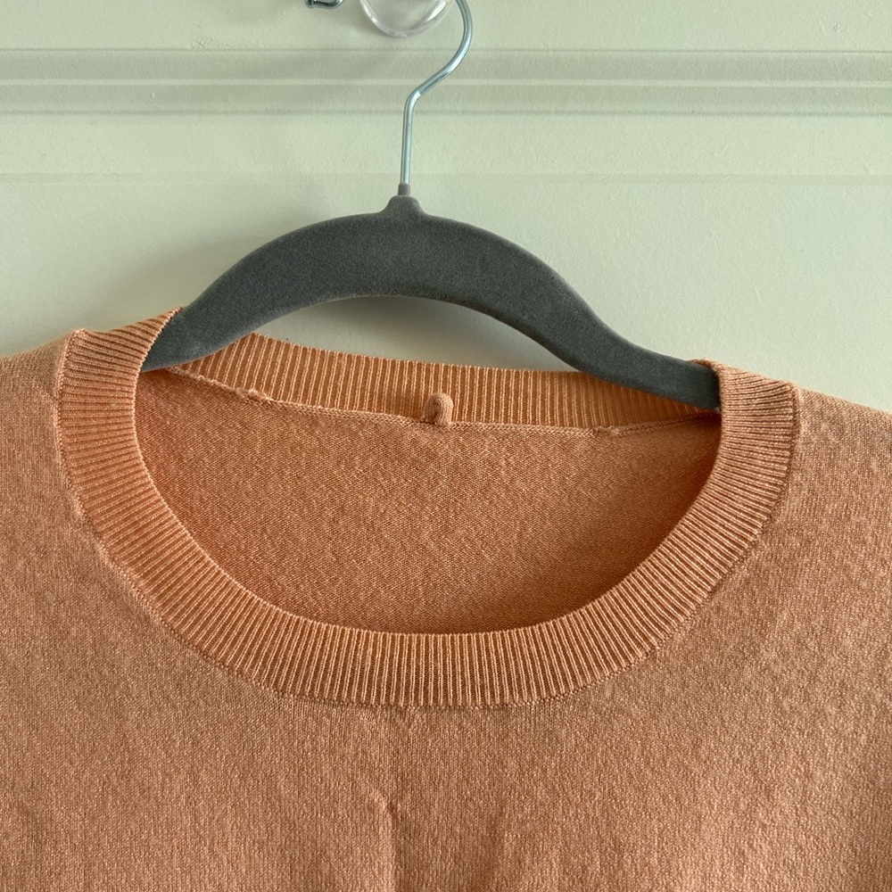 Louis Vuitton Soft Peach Short-Sleeve Crew Neck Sweater - Picture 4 of 11